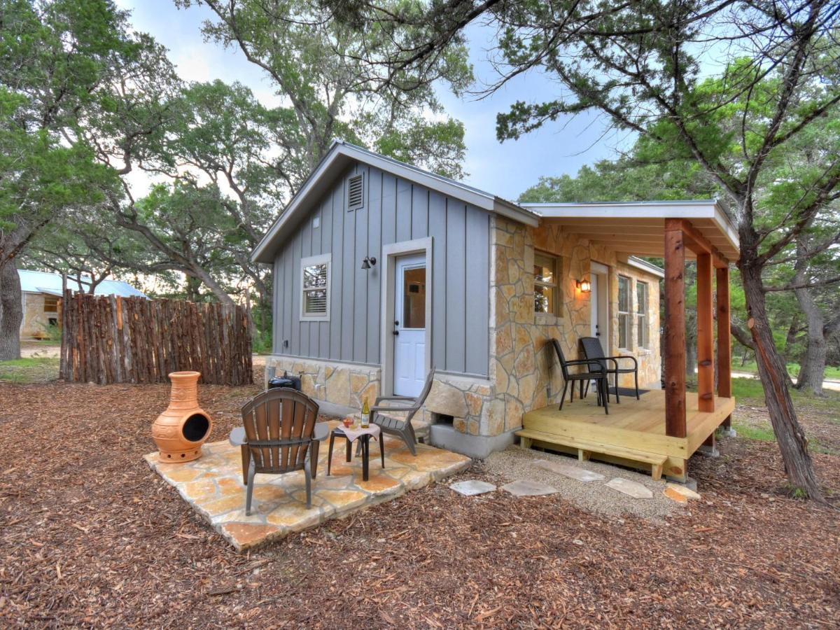 Cabins At Flite Acres - Morning Dove Wimberley Exteriör bild